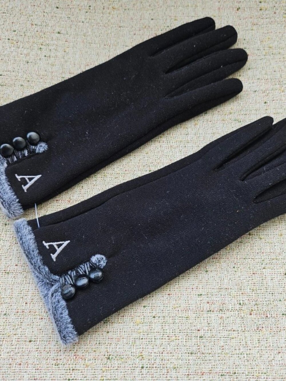 Mud Pie Initial Gloves A Black Initial Letter A One Size New in Box